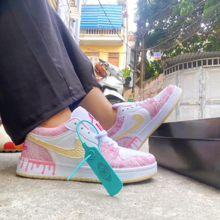 Giầy jordan 1 hồng kem fullbox chất đẹp | BigBuy360 - bigbuy360.vn