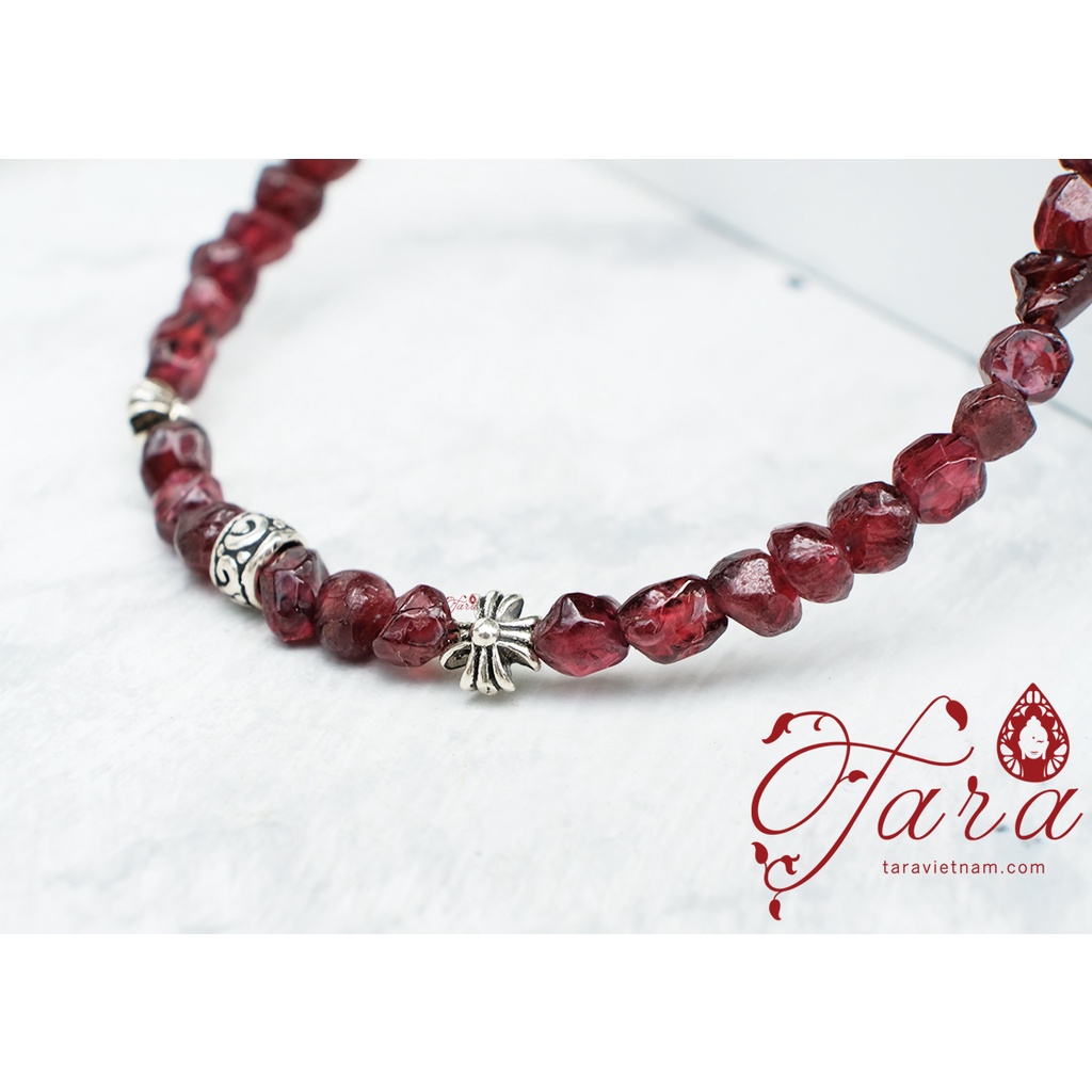 Vòng tay Tara Gems - Vòng Garnet thô tình duyên, may mắn tốt cho phái nữ