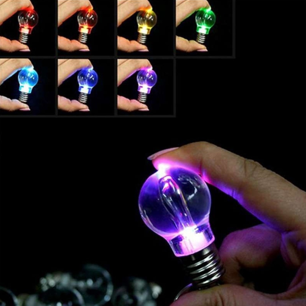 Móc Khóa Đèn Pin LED Thay Đổi Màu Sắc Mini