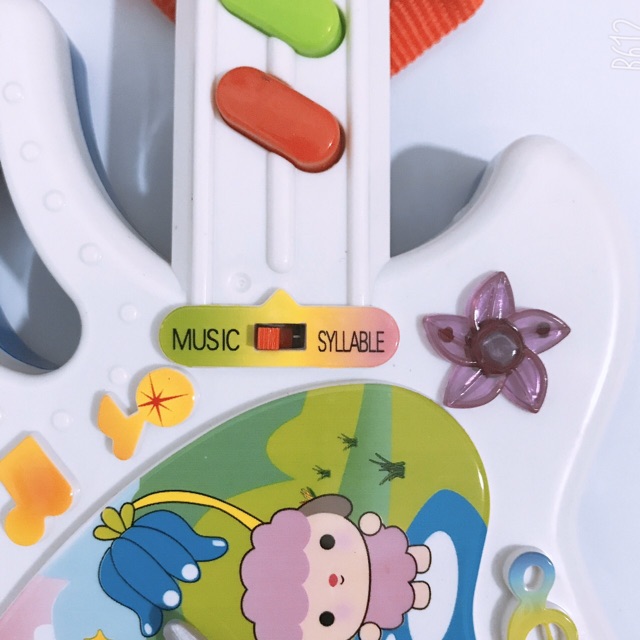 Đồ chơi đàn ghi ta nhiều hình ảnh cho bé có đèn nhạc