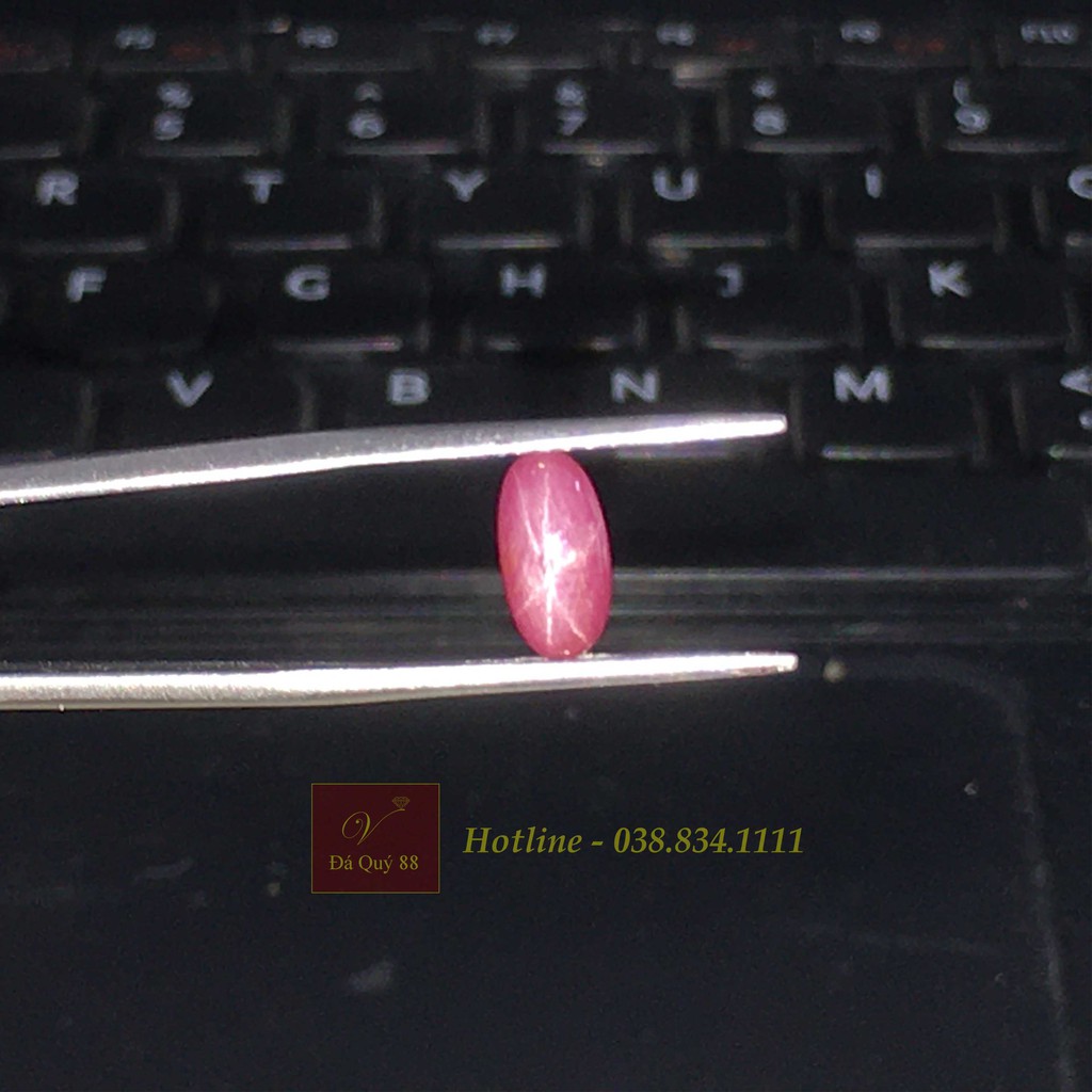 Viên Đá Ruby Sao Tự Nhiên Yên Bái Đỏ Đậm Mặt Nhẫn Nữ Size 1,85ct 9mm x 4,7mm