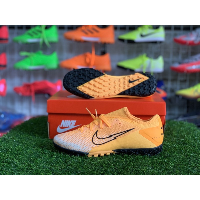 [Tặng tất và box] Giày đá bóng Mercurial Vapor 13 Pro 39-43 (ảnh thật và clip) | BigBuy360 - bigbuy360.vn