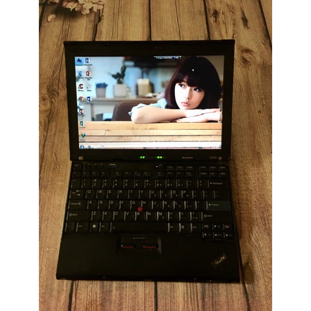 Laptop cũ X200 cũ, màn 12.1, chíp P8600/ ram3 2gb/ ổ 120gb - 160gb, giá rẻ