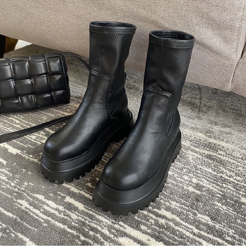 Boot da đế bánh mì dày cực cá tính bốt đế dày boost cao cổ đế bánh mì| M7