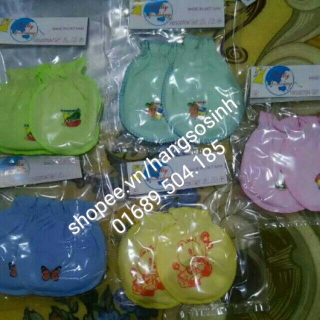 Set gồm 1 đôi bao tay + 1 đôi bao chân