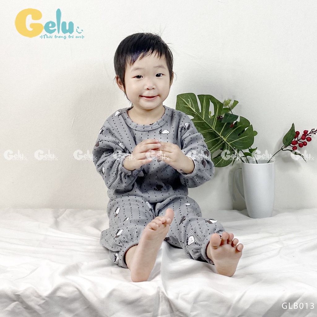 Bộ thu đông cho bé, Bộ quần áo dài tay chất liệu cotton tổ ong mềm mịn dành cho bé từ 8-22kg - Gelukids