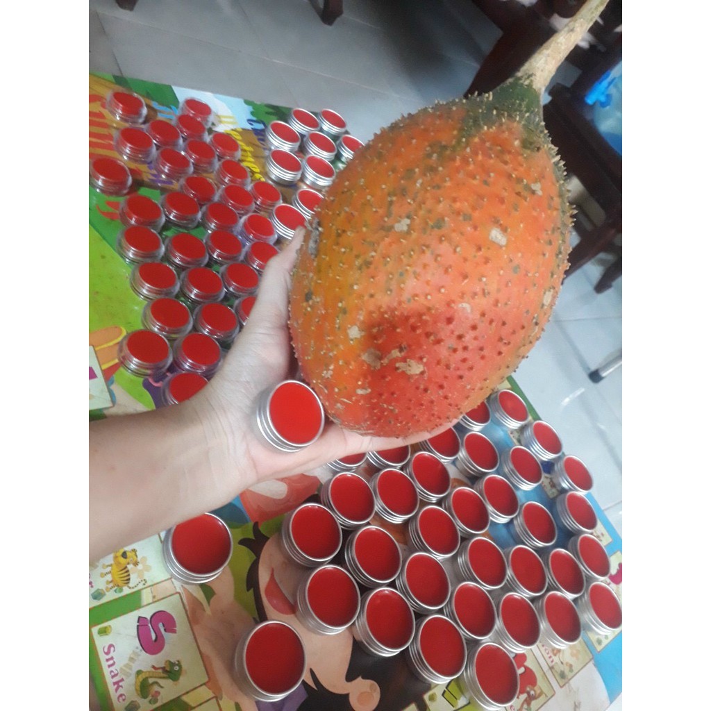 Son dưỡng gấc có màu