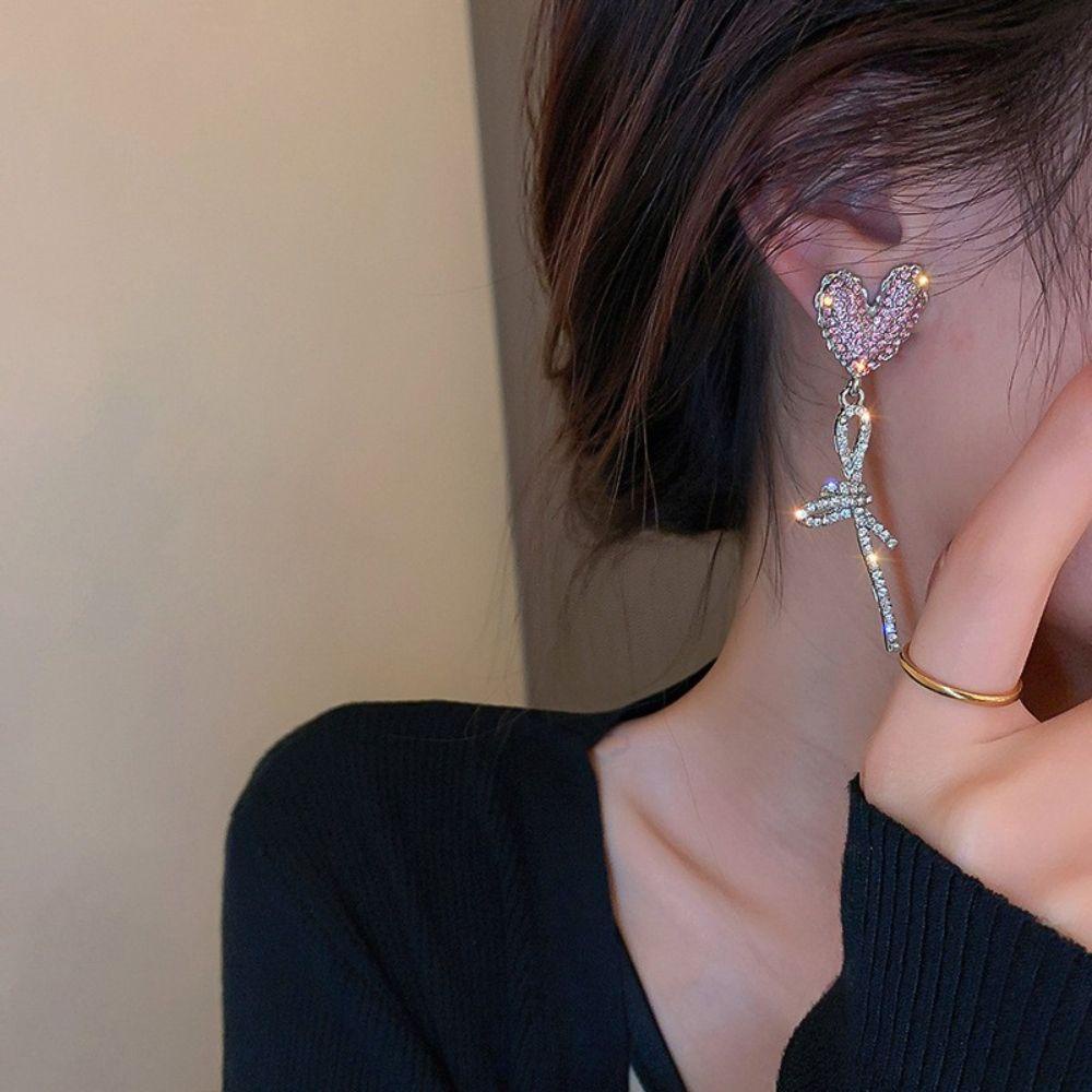 Bông Tai Hình Trái Tim Sáng Bóng Thời Trang VANES1