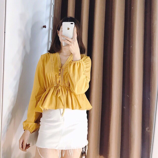 Áo peplum nút bọc phối ren siêu xinh