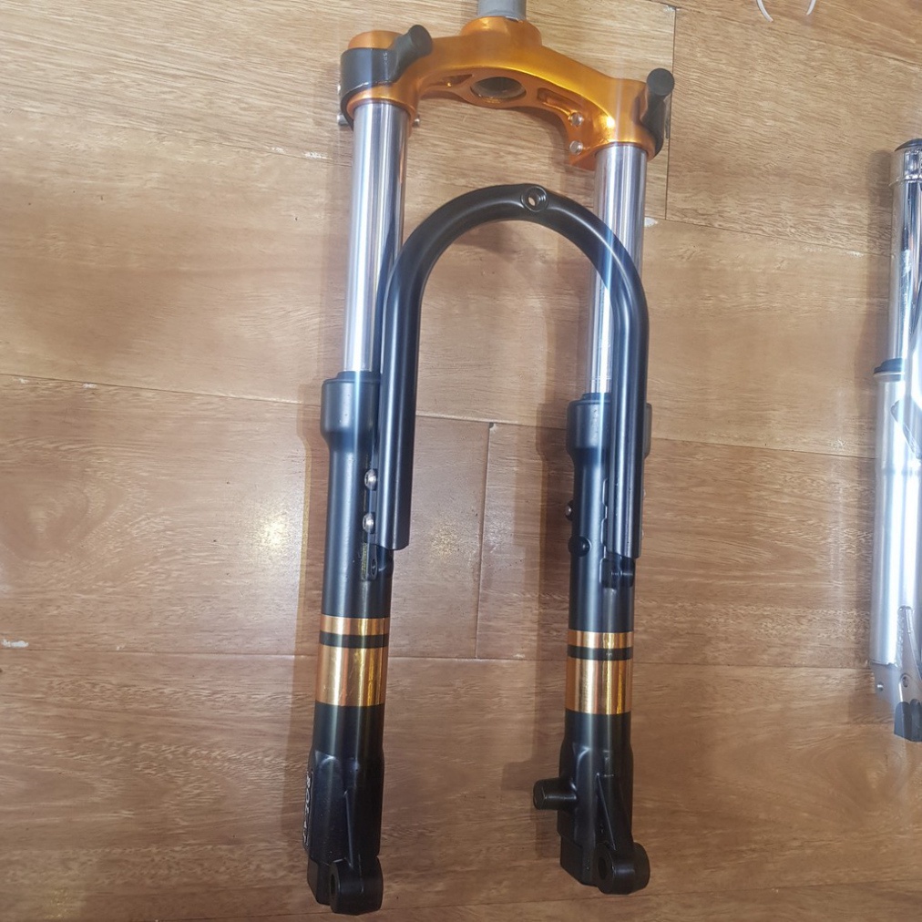 PHUỘC TRƯỚC 18IN 22IN CÓ DẦU  VÀ KHÔNG DẦU Xe Đạp Điện XE ĐẠP ĐIỆN HUY