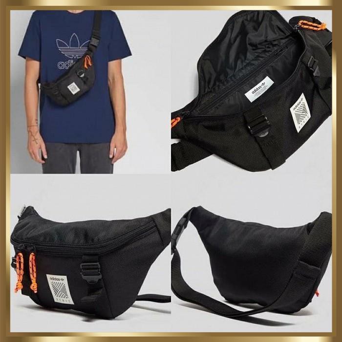 Túi Đeo Chéo Nam Nữ Atric Black Bum Bag Thời Trang Cá Tính | BigBuy360 - bigbuy360.vn