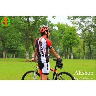 Bộ quần áo đạp xe chất liệu coolmax Giant Taiwan