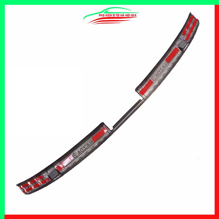 Ốp chống trầy cốp Mazda 3 2020-2023 cacbon sáng bóng