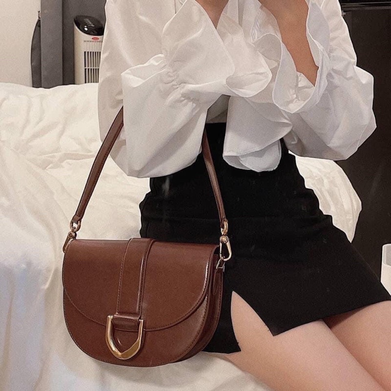 Túi xách dáng yên ngựa hàng vip sz 23cm và sz 19cm kèm 2 dây- clip shop tự quay