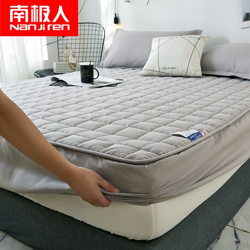 Tấm ga trải giường chống thấm nước tiện lợi thiết kế đơn giản hiện đại