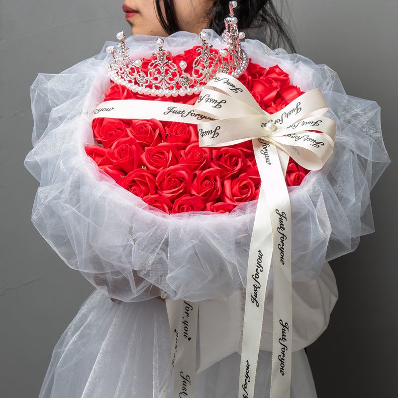 Bó Hoa Hồng Sáp Lãng Mạn Làm Quà Tặng Ngày Lễ Tình Nhân Cho Bạn Gái
