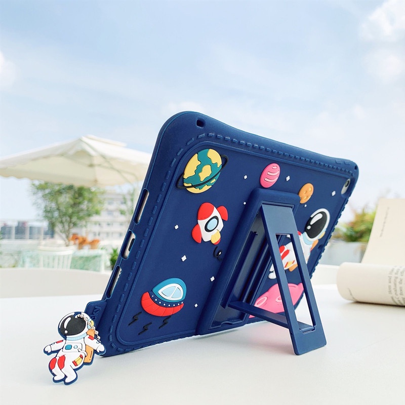 Ốp Máy Tính Bảng Chống Sốc Có Giá Đỡ Hình Phi Hành Gia Cho apple IPAD 9 9th Gen 10.2 inch 2021