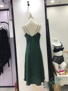 VÁY LỤA CỔ ĐỔ VICS