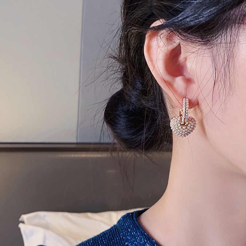 Đôi Khuyên Tai Hình Trái Tim Đính Ngọc Trai Tinh Tế Thời Trang Âu Mỹ Cao Cấp Cho Nữ