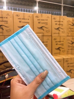 Khẩu trang 4lớp giấy kk
