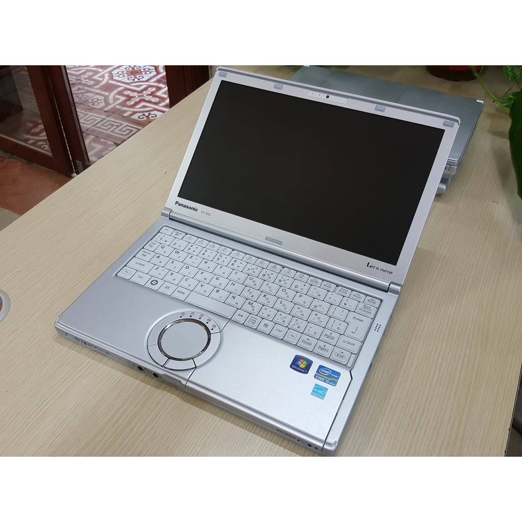 Panasonic Toughbook CF-SX2 12.1" siêu mỏng nhẹ và cực bền theo năm tháng | BigBuy360 - bigbuy360.vn