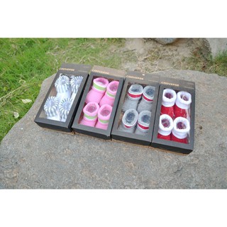 Tất Converse cho bé sơ sinh