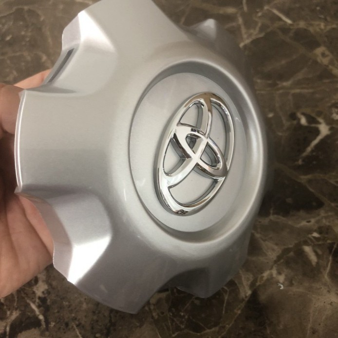 Sản Phẩm Logo chụp mâm, ốp lazang bánh xe ô tô Toyota Land Cruiser Prado - Mâm 18 inch 2014, 2015, 2016, 2017, 2018, 201