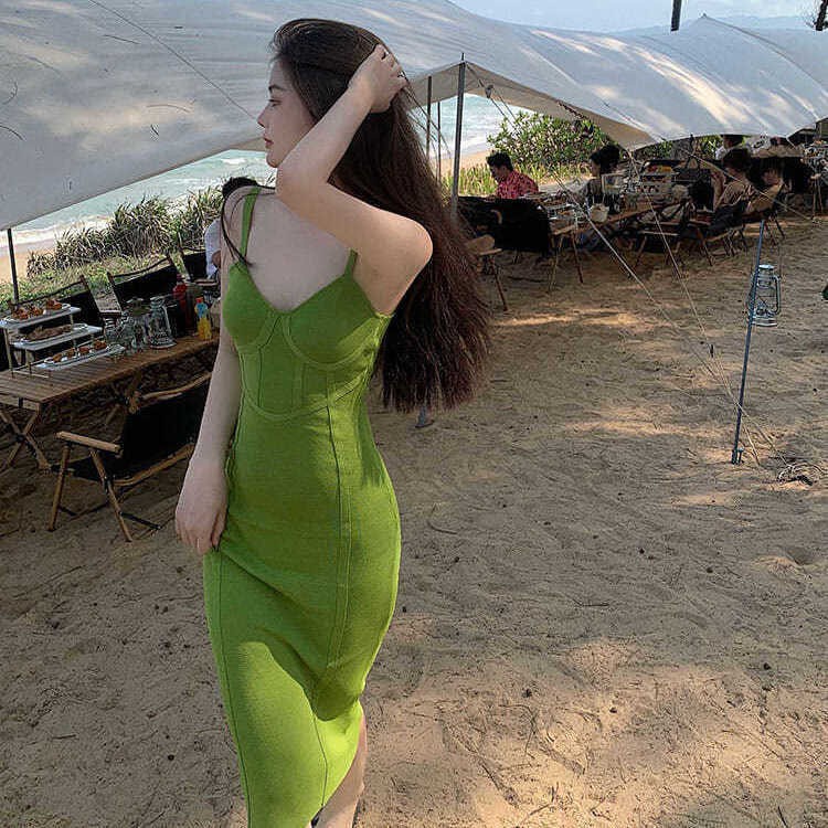 Đầm hai dây dệt kim dáng ôm thời trang mùa hè mới 2021 dành cho nữ