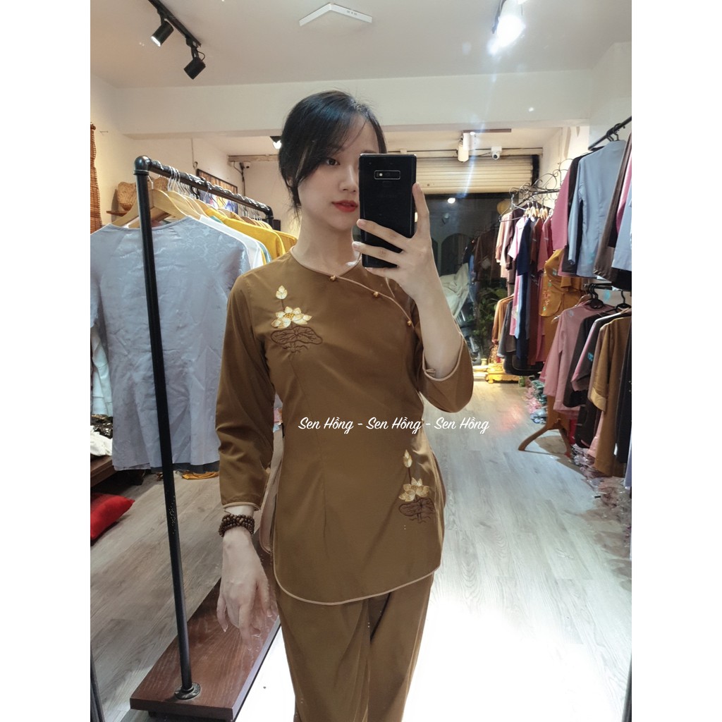 XẢ LỖBộ quần áo phật tử loại 1 - cổ tròn cúc ngọc màu đồng sáng da gọn người