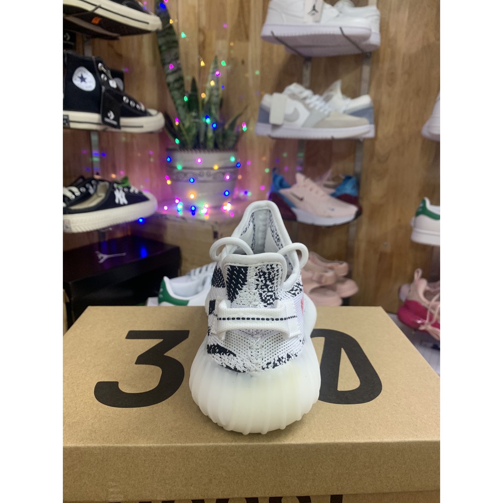 Giày thể thao yeeze 350 zebra