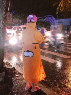 Áo mưa con gấu màu cam