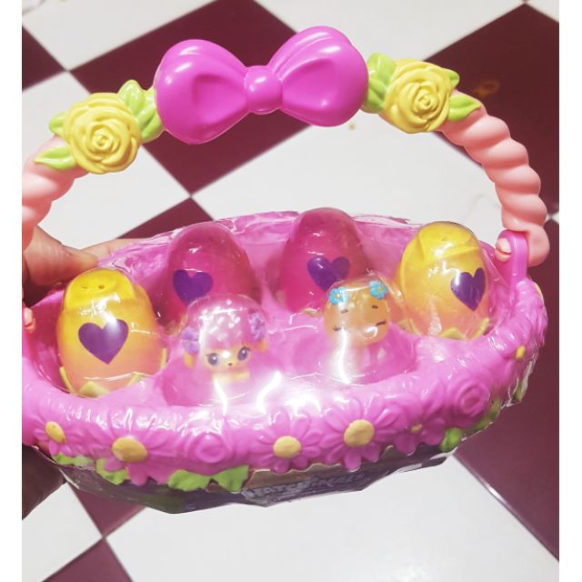 Giỏ trứng hoa hồng Hatchimals Colleggtibles Flower Basket