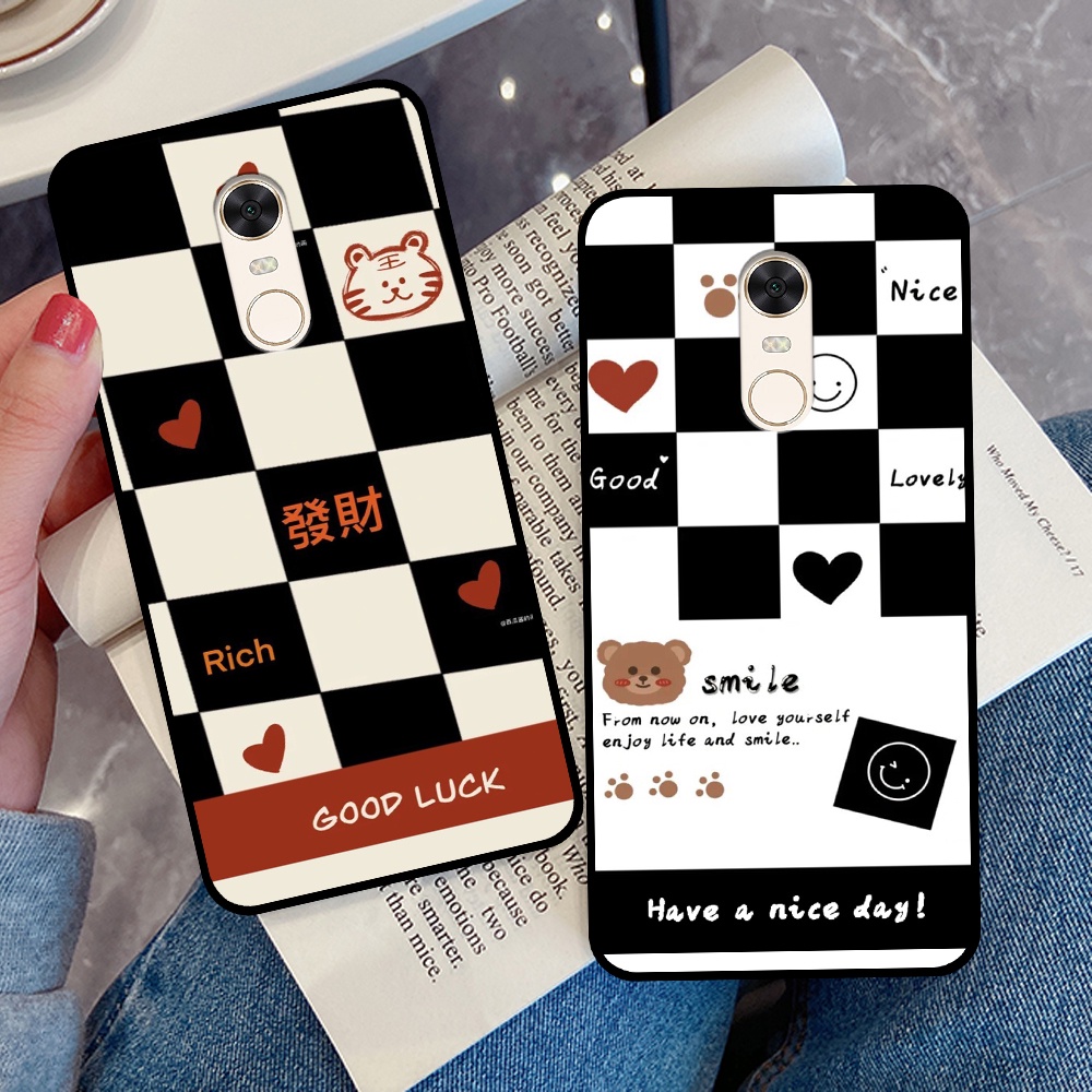 Ốp Xiaomi Redmi Note 4/ Note 4x / Redmi 5 / Redmi 5 Plus in hình sọc caro, họa tiết đen trắng dễ thương
