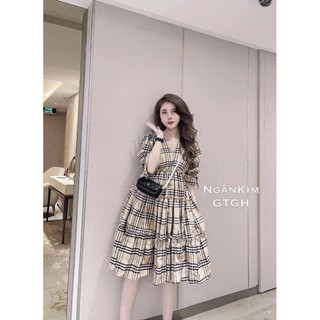 Chậu Nhựa V30 Đá Đỏ KT 30x30x25cm