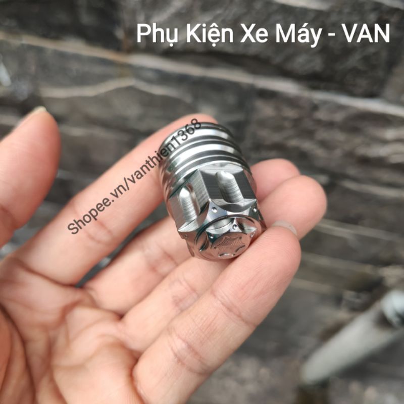 Chụp Giò Đạp Xe Máy Inox Salaya