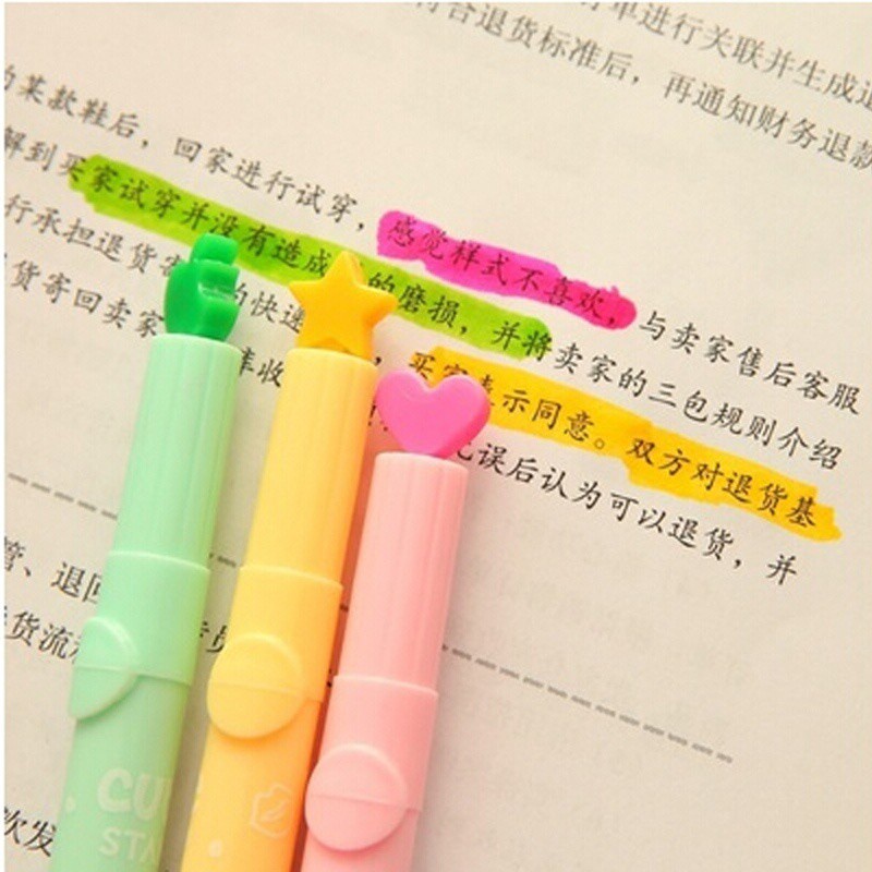 Bút dạ quang nhiều màu sắc