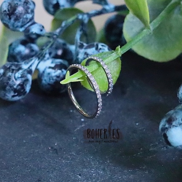 Boheries/Xỏ khuyên, khuyên mũi, khuyên vòng Titanium đính đá cao cấp, không gỉ