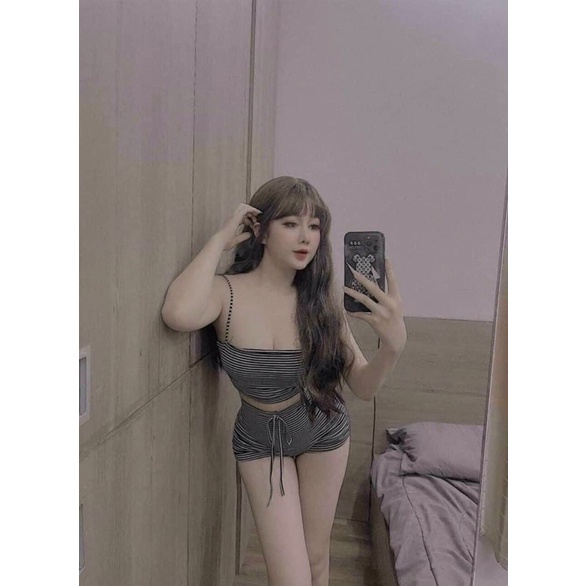 Set Bộ Đồ sọc áo  hai dây body sẽy kèm quần đùi, co dãn 🍭🍭🍭u | BigBuy360 - bigbuy360.vn
