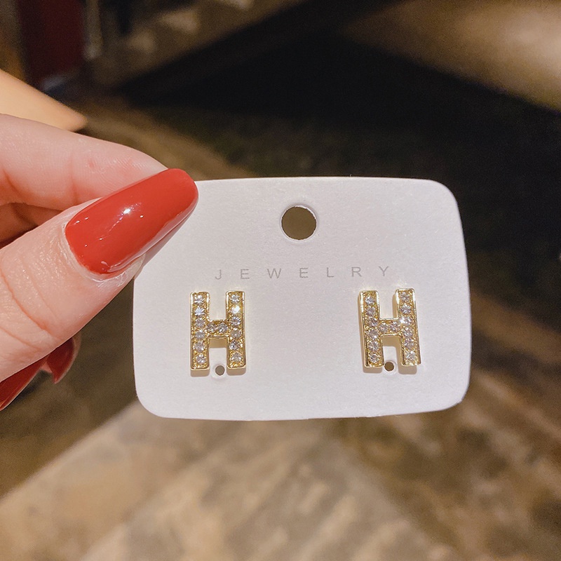 Bông Tai Chữ H Đính Đá Toàn Diện Đơn Giản