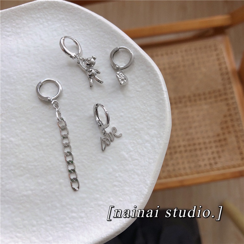 Set 4 Khuyên Tai Dây Xích Hình Gấu Phong Cách Hàn Quốc Mới