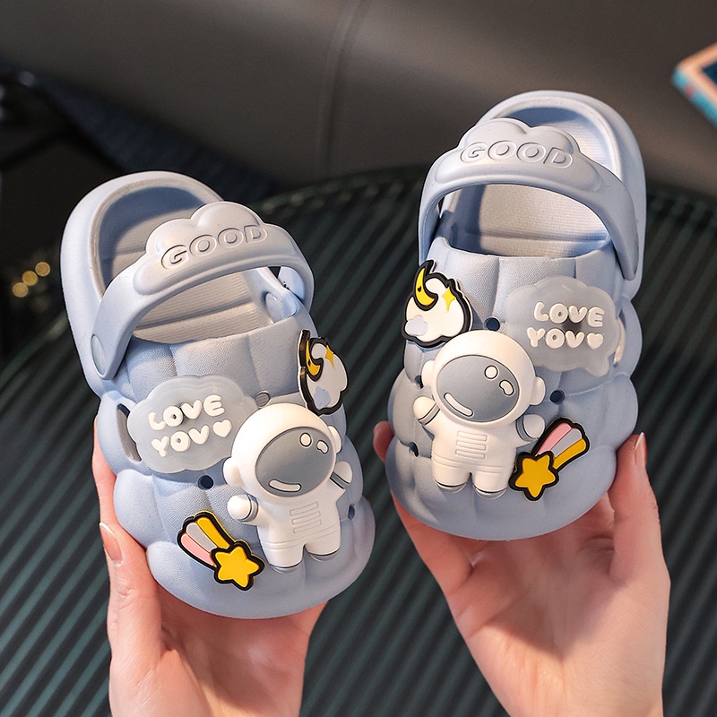 Sandal đế mềm họa tiết phi hành gia cho bé trai và bé gái
