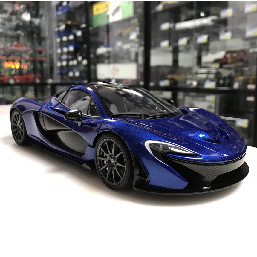 Đồ chơi cho bé trẻ em figure mô hình trang trí trưng bày decor bàn làm việc cao cấp giá rẻ mô hình siêu xe McLarenP1 V30