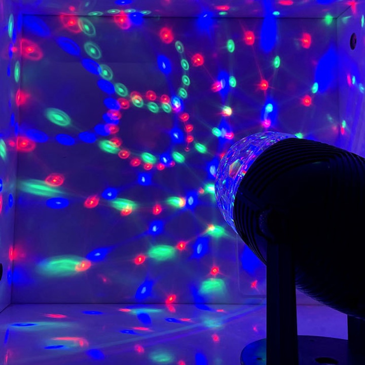 Đèn Led Pha Lê Vũ Trường 7 Màu Xoay 360 Độ Cực Đẹp