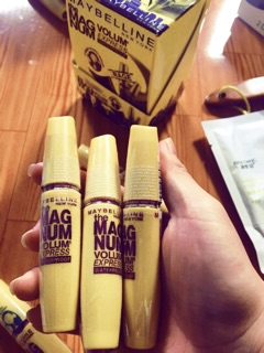 Mascara siêu dày mi