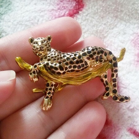 Ghim cài áo hình con báo thời trang cho nữ