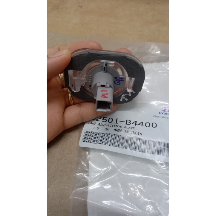 Đèn soi biển số i10 grand 92501B4400