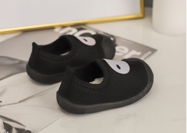 Giày lười thể thao siêu êm cho bé, mặt người tuyết siêu cute