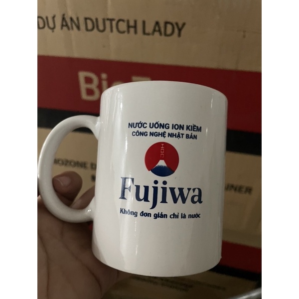 Set 2 ly sứ có quai cầm 350ml_hàng km sữa Dutch lady,FuJiWa.