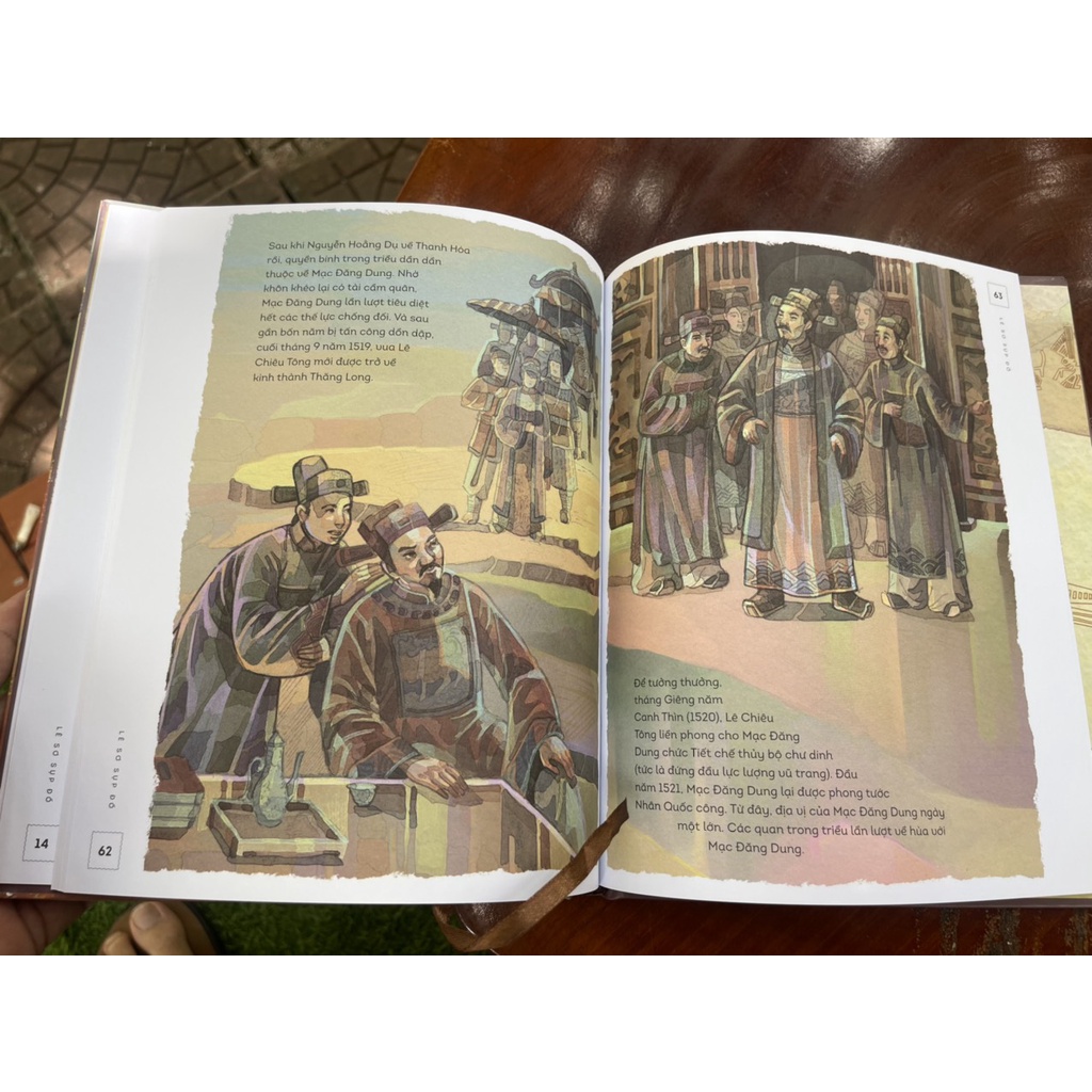 Sách - [Bộ LỊCH SỬ VIỆT NAM BẰNG TRANH] - Nhiều tác giả - NXB TRẺ - [Lê Sơ sụp đổ] (bìa cứng - in màu)