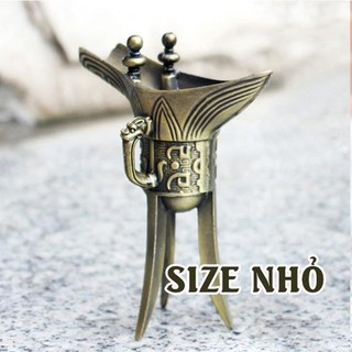 Ly Rượu Đồng 3 Chân Giả Cổ Thời Tần
